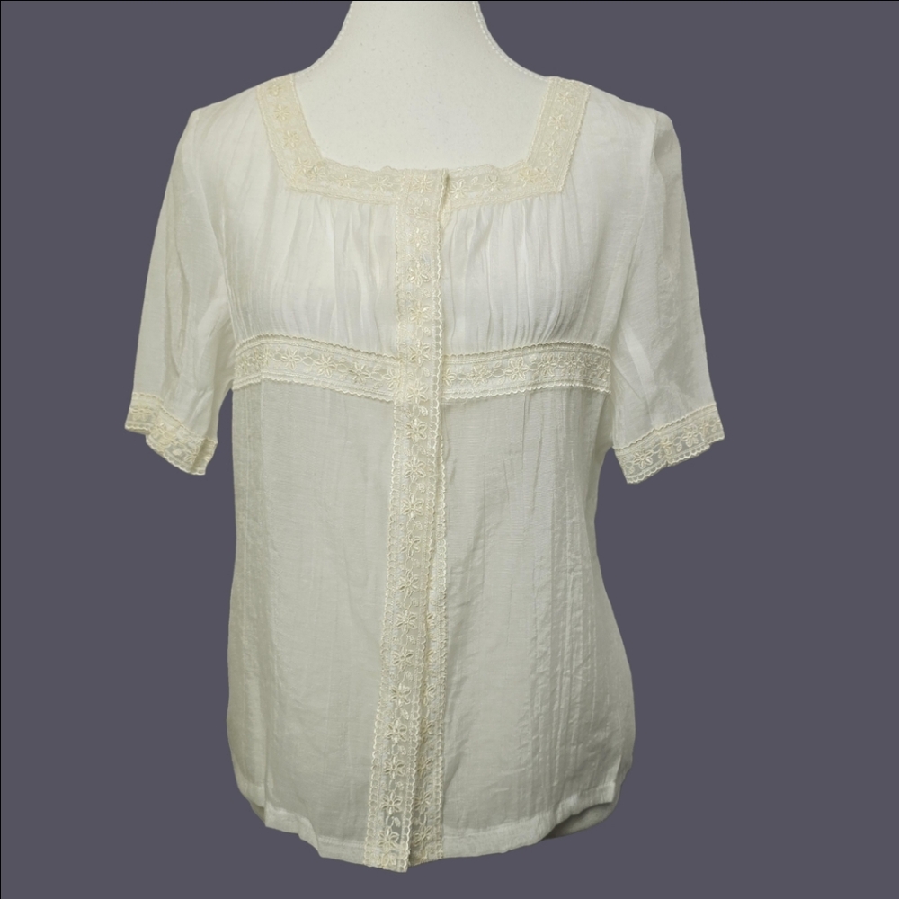 E.S.S. Vintage Sheer Square Neck Short Sleeve Blouse, Sz L (PTP 18")